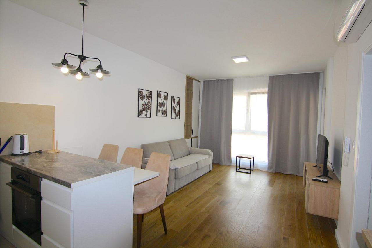 Apartments Lora Zmajeva, 7 Будва Екстер'єр фото