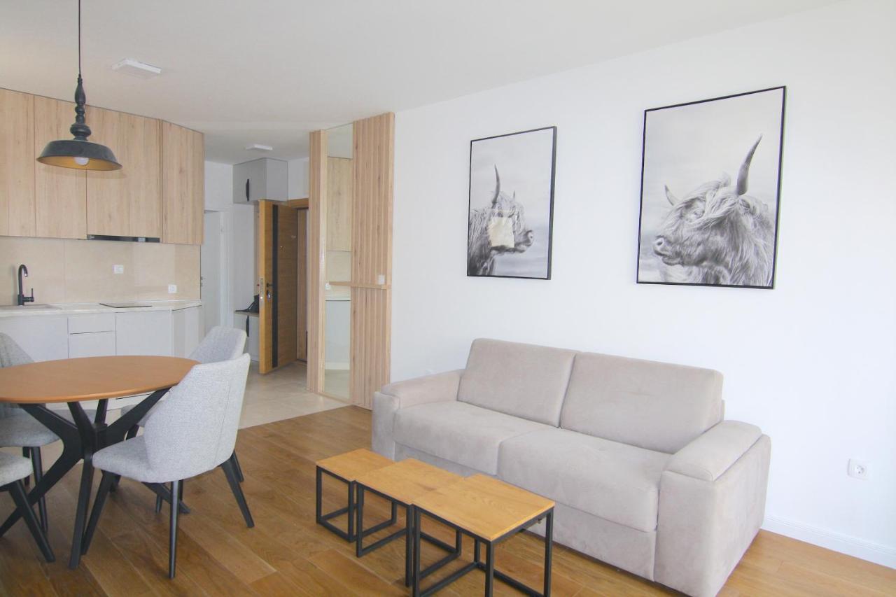 Apartments Lora Zmajeva, 7 Будва Екстер'єр фото