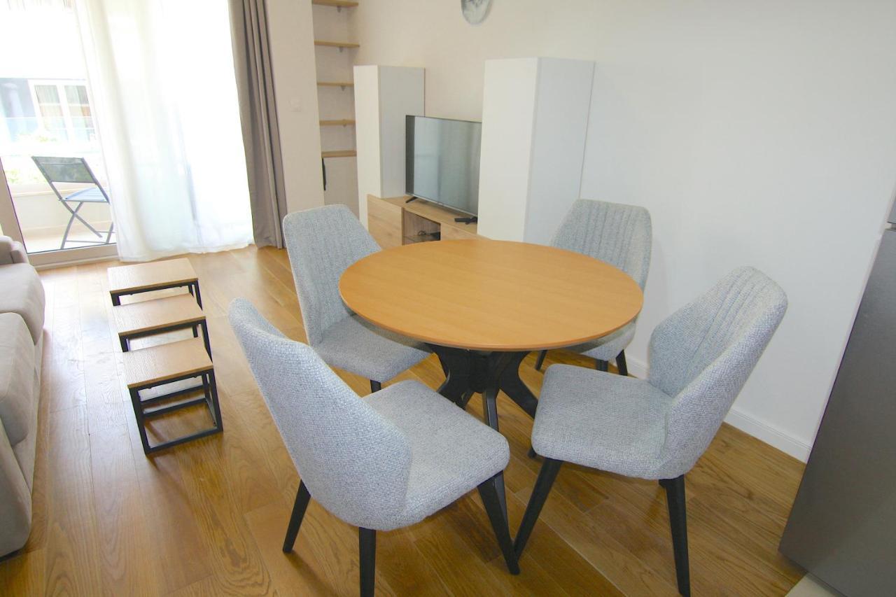 Apartments Lora Zmajeva, 7 Будва Екстер'єр фото